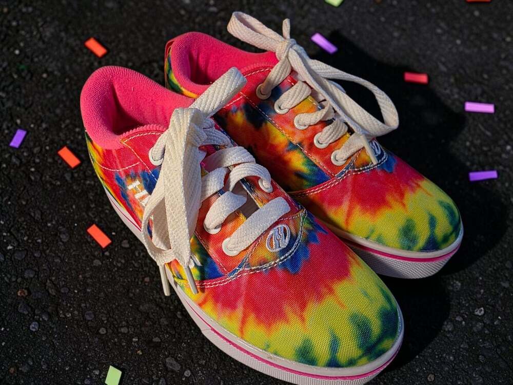 Heelys Pro 20 Prints Tie Dye Pink Yellow Skate Roller Shoes